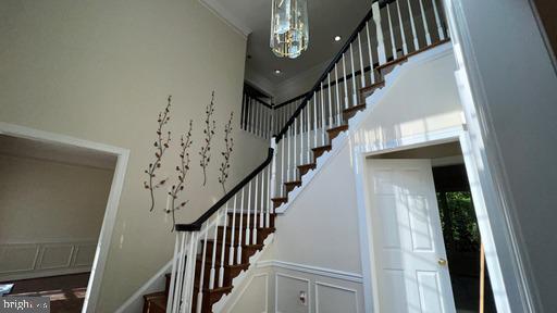 Building Photo - 6628 Byrns Pl