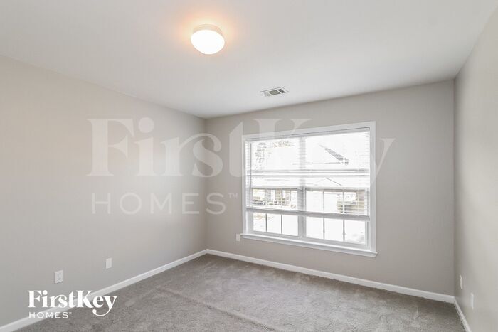 Building Photo - 6483 Stonelake Pl SW