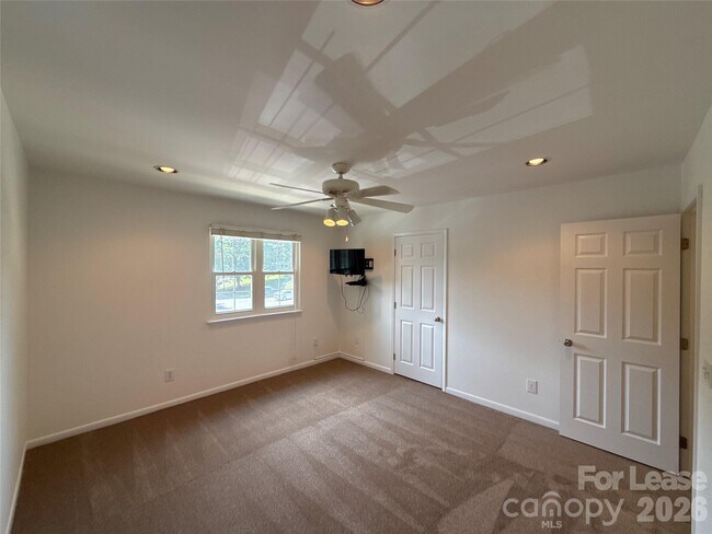 Building Photo - 6034 Heath Valley Rd