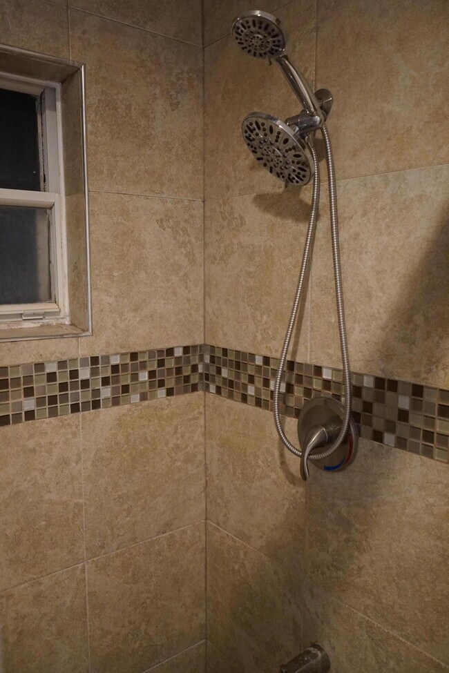 Building Photo - 7420 Champagne Pl