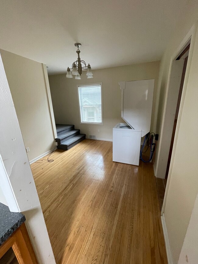Building Photo - 1508 Fox Pl
