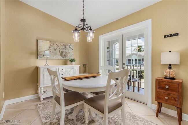 Building Photo - 829 Tanbark Dr