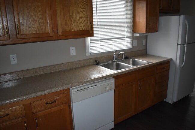 Primary Photo - 2 Bedroom duplex