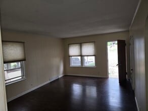 Building Photo - 608 McKinley Ave