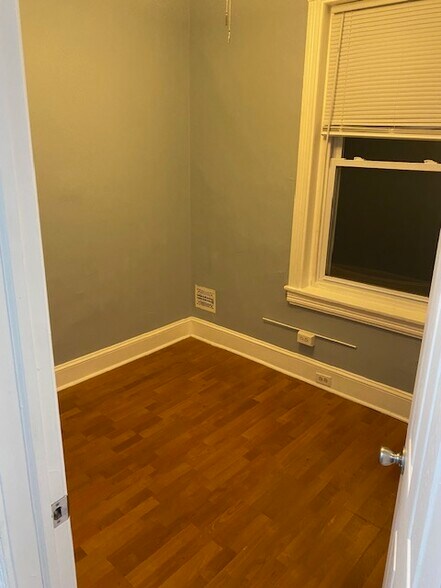 Building Photo - 4308 Ludlow St