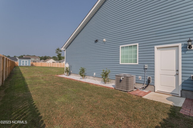 Building Photo - 432 Pebble Shore Dr