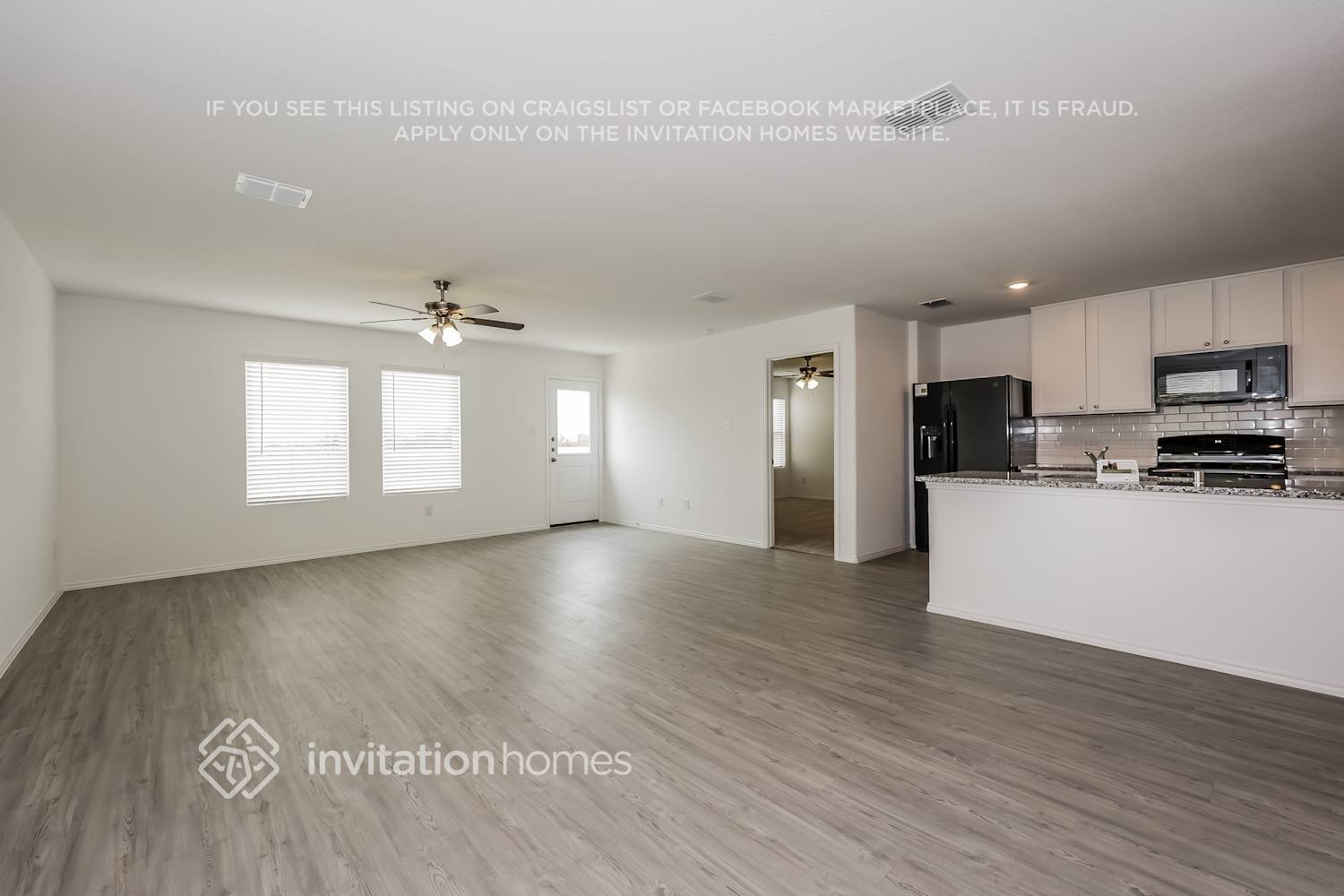 Building Photo - 10217 Hackberry Spg Wy