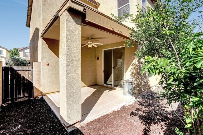 Building Photo - 7630 E Ocotillo Overlook Dr