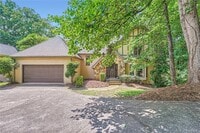 Building Photo - 110 Boulder Dr