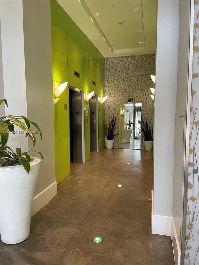 Building Photo - 133 NE 2nd Ave