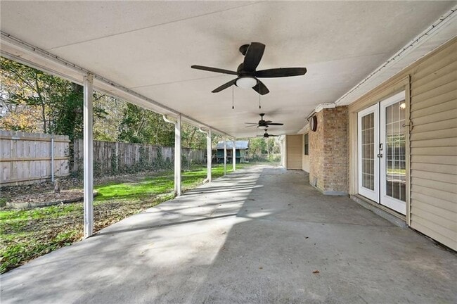 Building Photo - 101 Herwig Bluff Rd