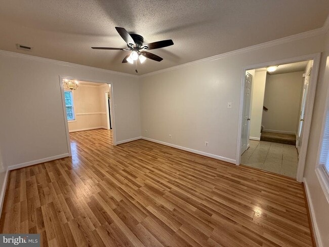 Building Photo - 309 Arlington Dr