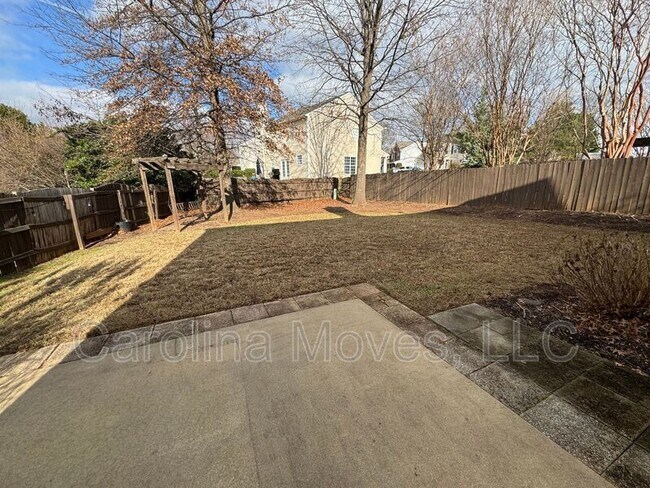 Building Photo - 104 Shairpin Ln