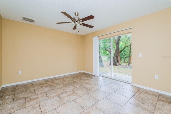 Building Photo - 1641 Larkin Rd