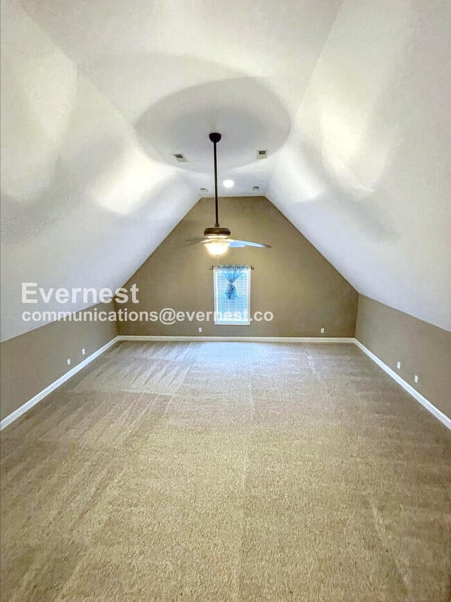 Building Photo - 1508 Green Grove Way