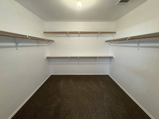 Building Photo - 5203 Causeway Ct