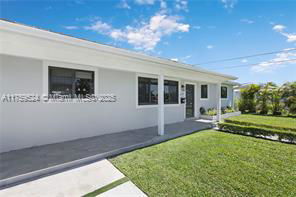 Building Photo - 4165 W 5th Ln