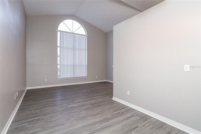 Building Photo - 852 San Jose Ct