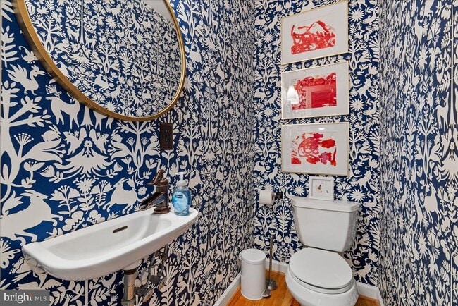 Building Photo - 2412 N Columbus St