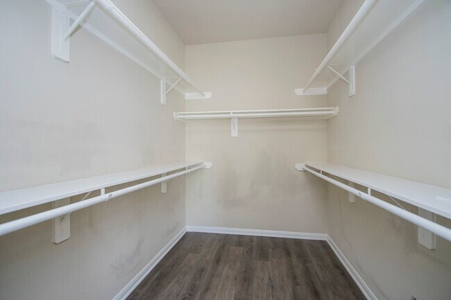 Building Photo - 2209 Onyx Ct