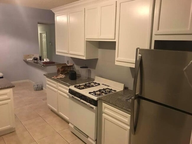 Building Photo - 11706 Greenmesa Dr
