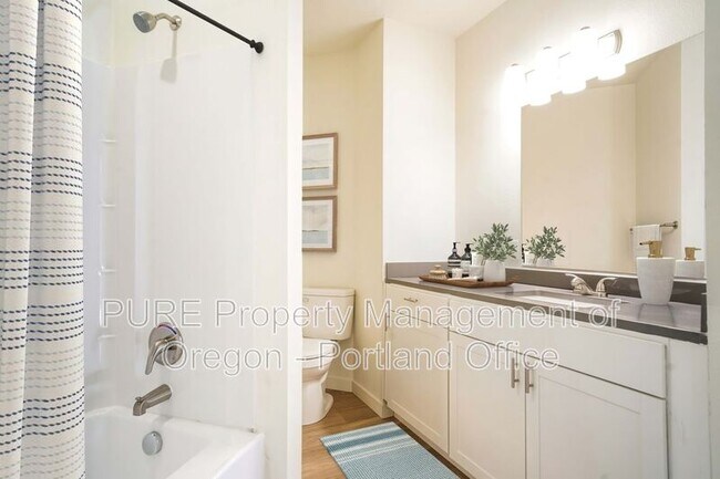 Building Photo - 22025 NE Halsey St