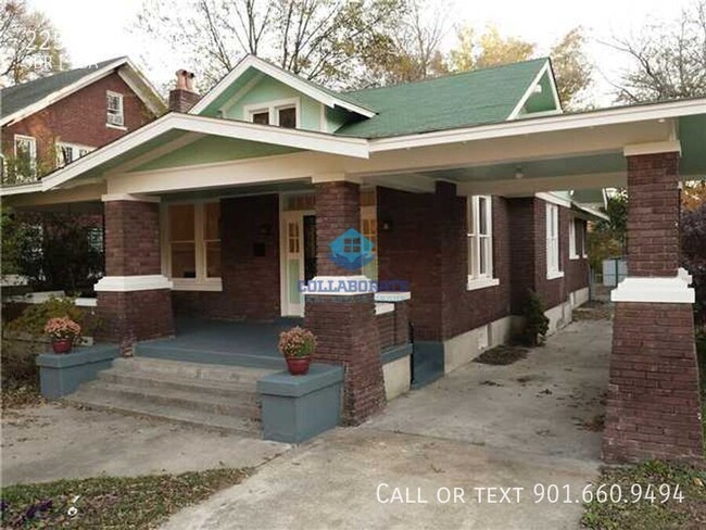 Building Photo - Newly renovated 2/3 BR bungalow in trendy ...