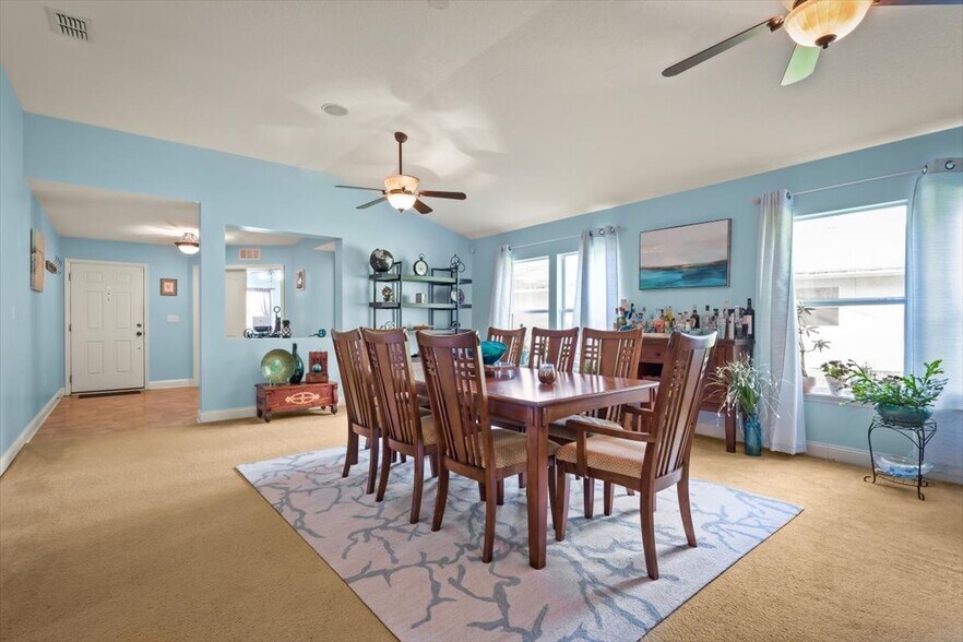 Building Photo - 11829 Carolwood Ln