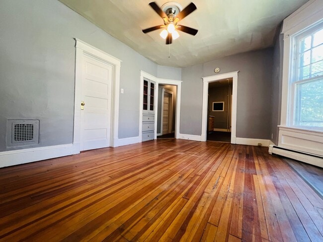 Building Photo - 57 S Main Ave