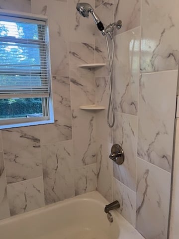 Bathroom - 2415 Lawrenceville Hwy