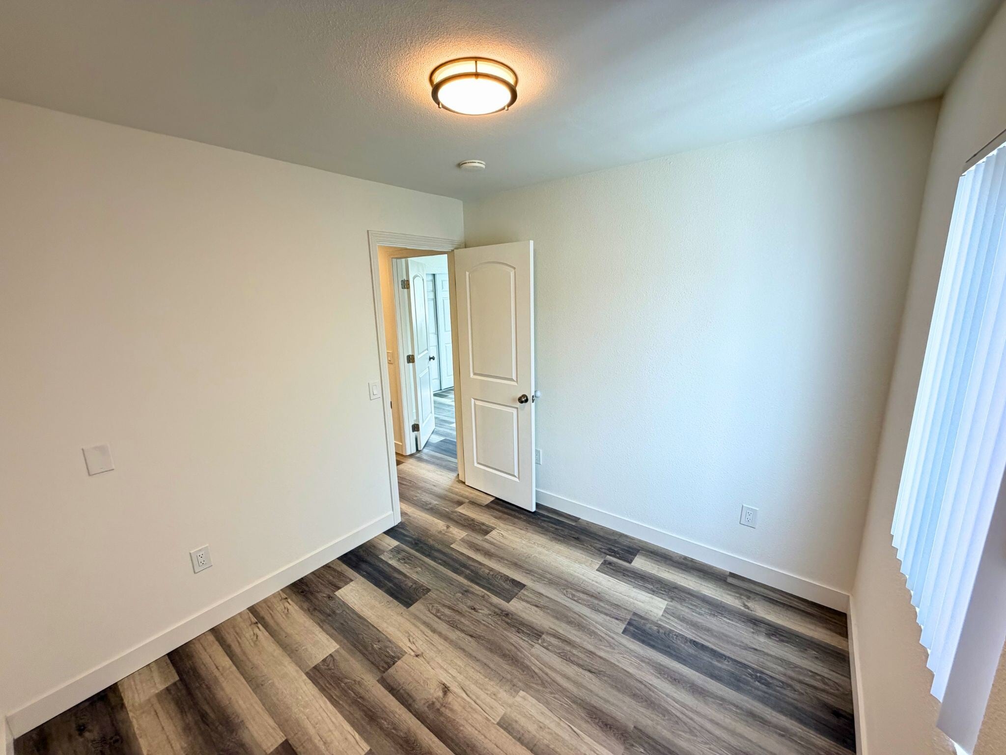 Building Photo - 985 Valencia St