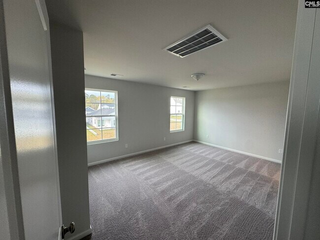 Building Photo - 17 Ozark Dr