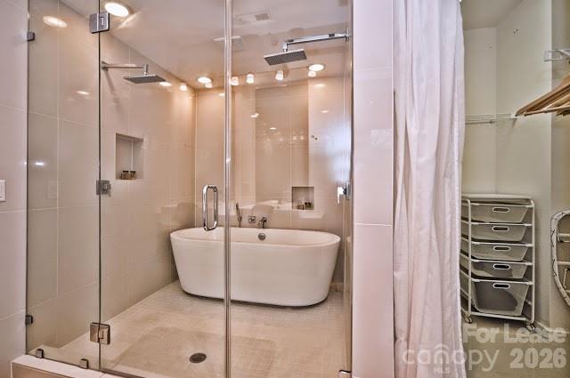 Building Photo - 318 Viburnum Way Ct