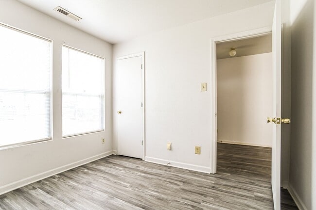 Building Photo - Coming Soon! 3 Bedroom Single Family Home