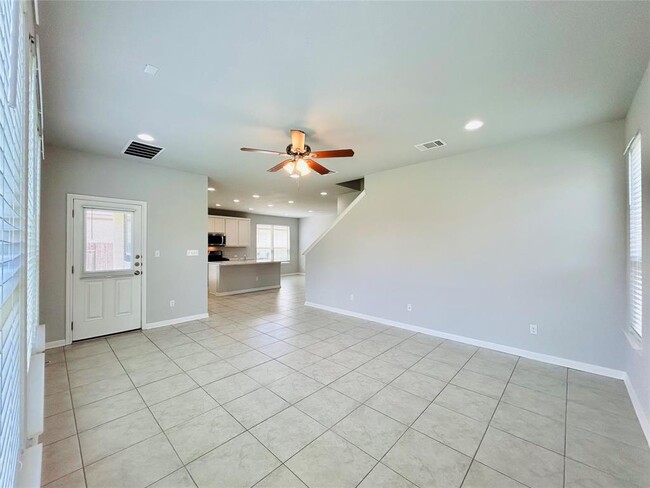 Building Photo - 1156 Capra Ln