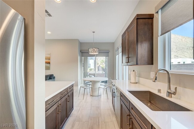 Building Photo - 4056 Desert Trce Ct