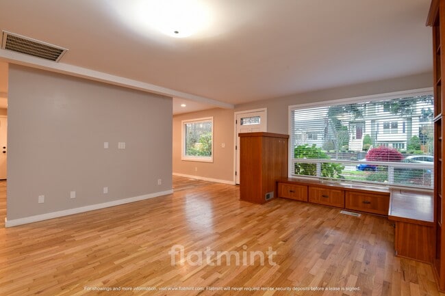 Building Photo - 8839 Densmore Ave N