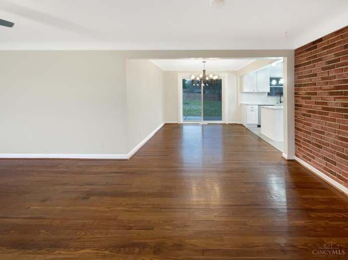 Building Photo - 4705 Beechwood Rd