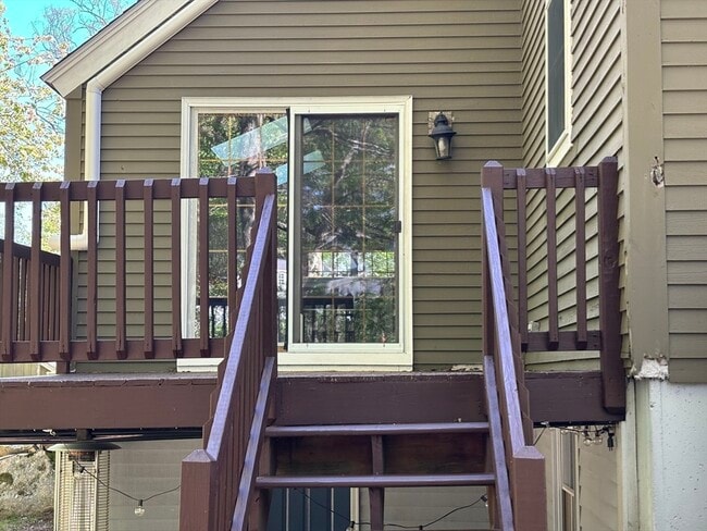 Building Photo - 5 Cormier Cir