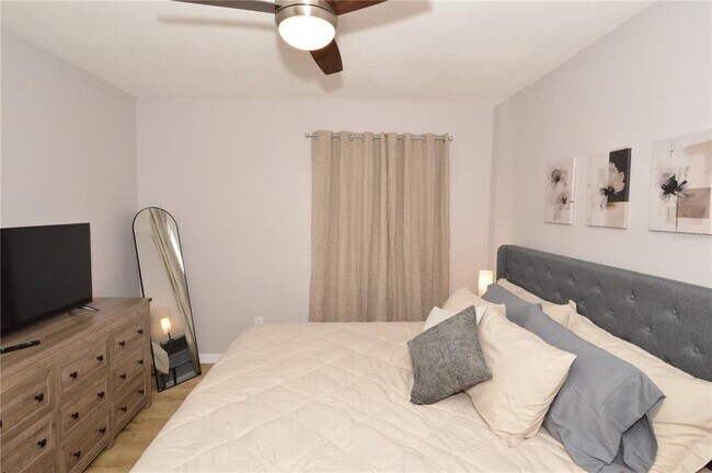 Building Photo - 8653 Fancy Finch Dr