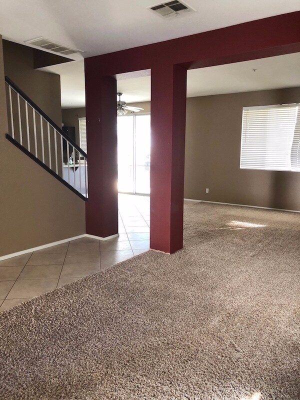 Building Photo - 14525 Saddlepeak Ct