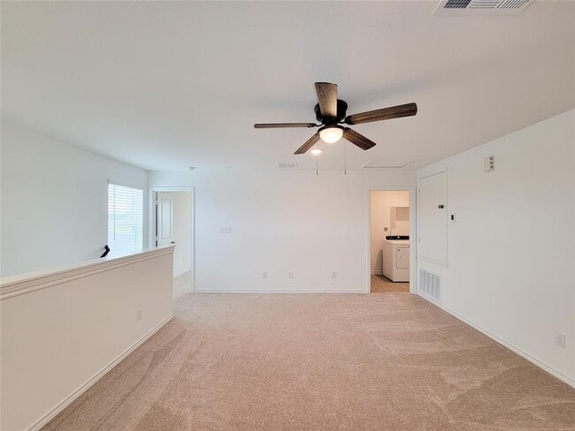 Building Photo - 166 Longhorn Run Dr