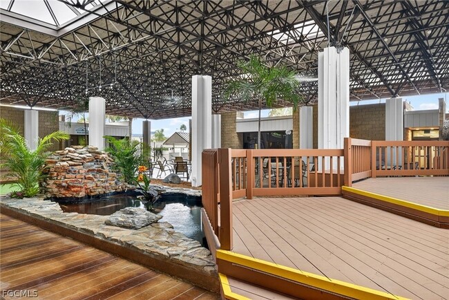 Building Photo - 7430 Lake Breeze Dr