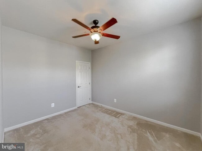 Building Photo - 44509 Gray Wolf St