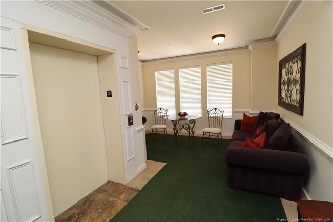 Building Photo - 223 Eyam Hall Ln