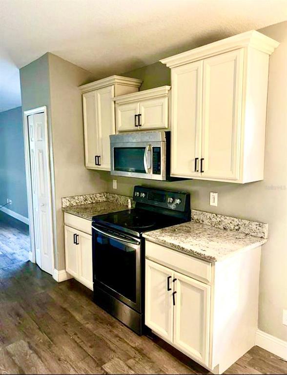 Building Photo - 984 Tavernier Cir NE