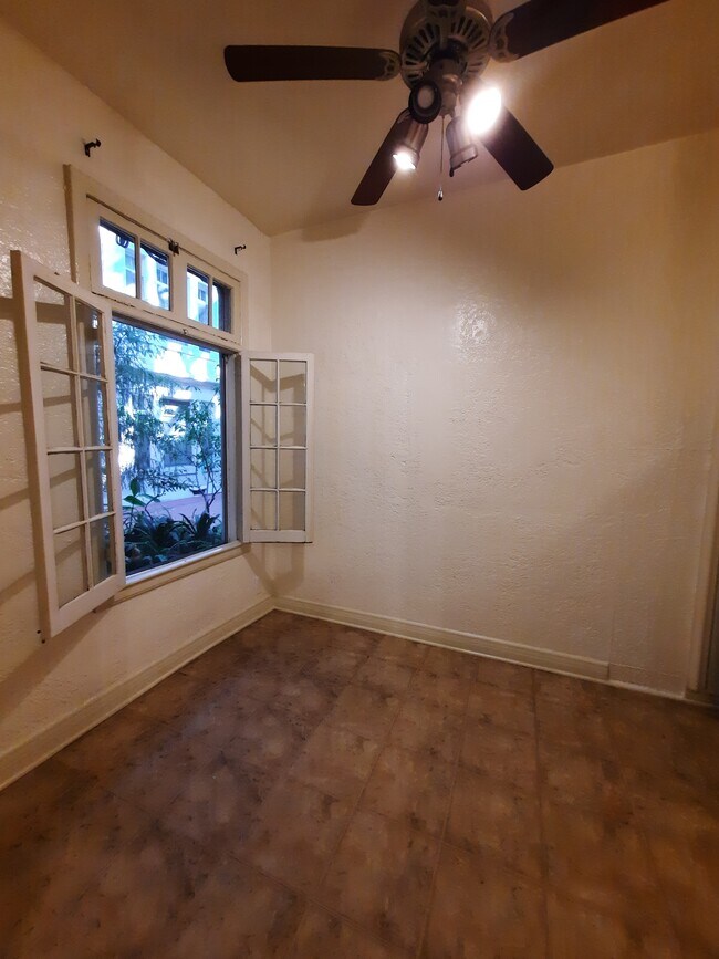 Building Photo - 6141 Afton Pl