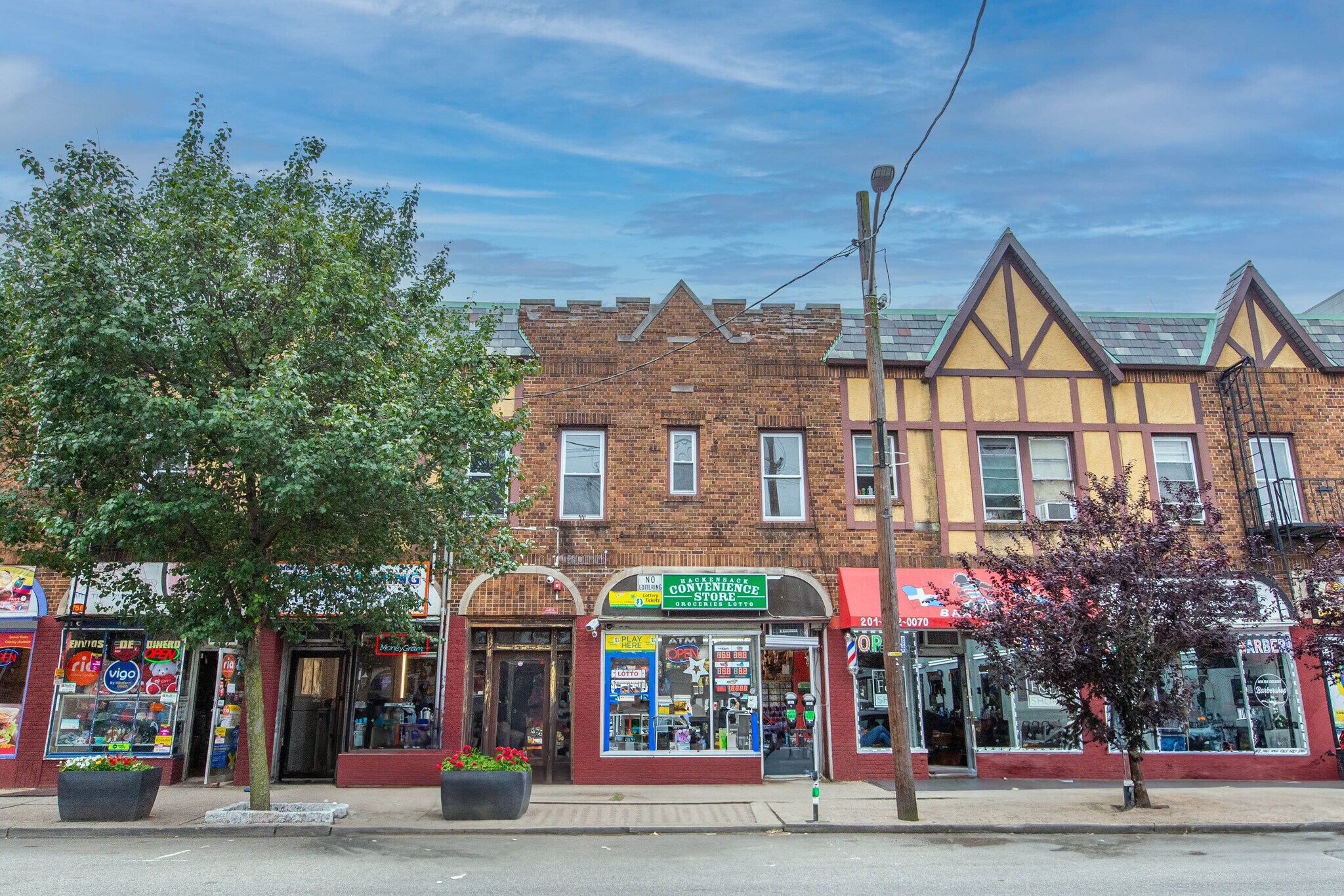 Exterior - 75 Anderson St