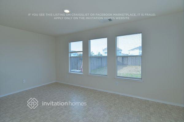 Building Photo - 3515 Avalon Castle Dr