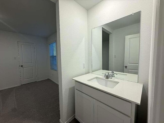 Building Photo - 17704 Sage Thrasher Dr